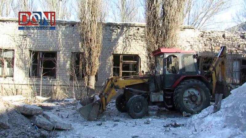 Bombardamenti su Donetsk, 30.01.2017 (+18)