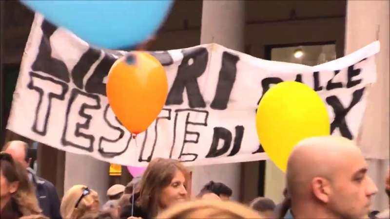Corteo per la libera scelta di vaccinazione Torino 21 ottobre 2017