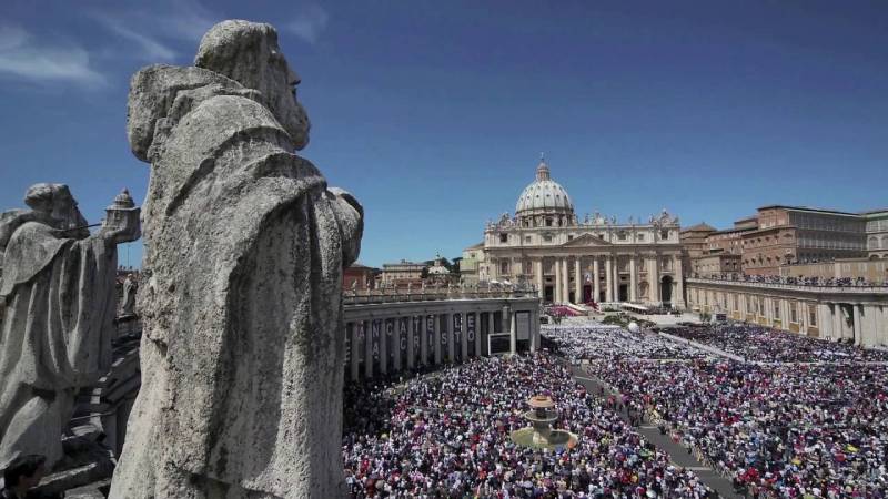 Liberiamoci dal virus della guerra –  Intervento di Peter Koenig – Economista