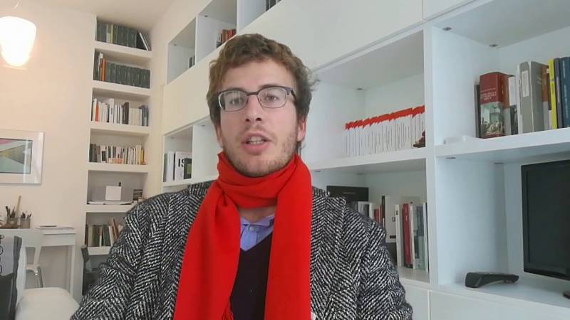 Diego Fusaro: “Desovranizzazione. Il capitale dissolve gli Stati nazionali.”