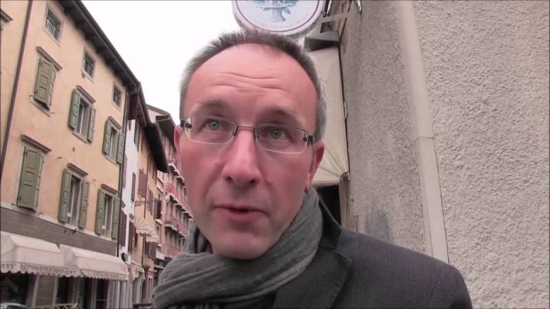 Mauro Scardovelli: Appello agli intellettuali italiani – Pandora Tv aderisce e sarà alla manifestazione del 12 ottobre.