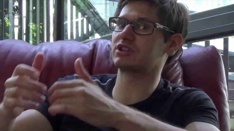 La biblioteca di Pandora: “Cavallette” di Elsässer Jürgen