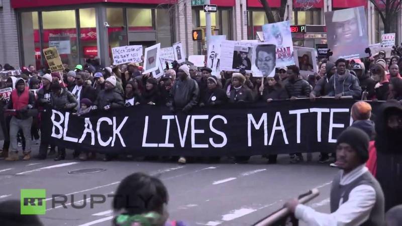 PTV News 15 dicembre 2014 – New York: la polizia minaccia il sindaco