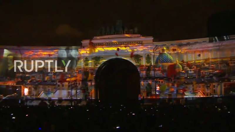 San Pietroburgo, Luci sul Palazzo d’Inverno